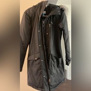 Small Columbia black snow jacket